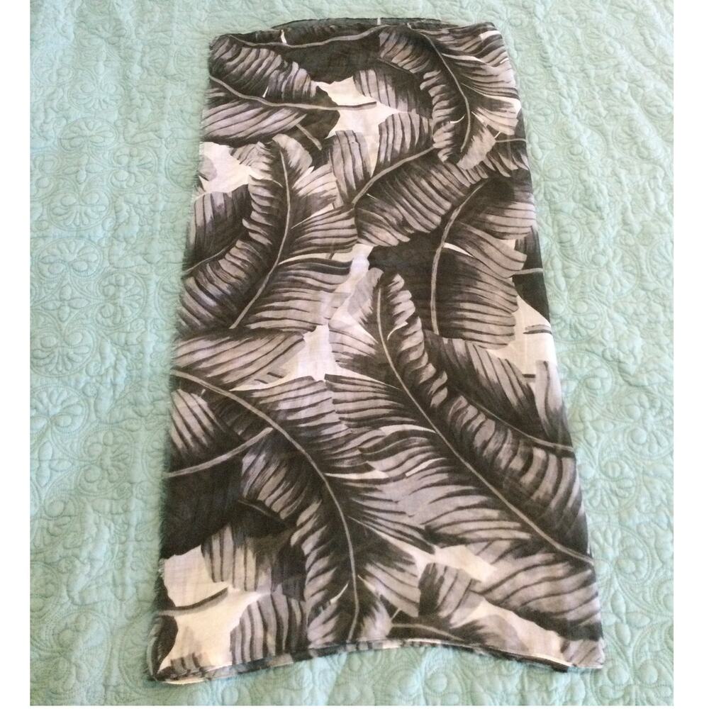 India Hicks Jungle Print Frayed Scarf - Picture 2 of 6